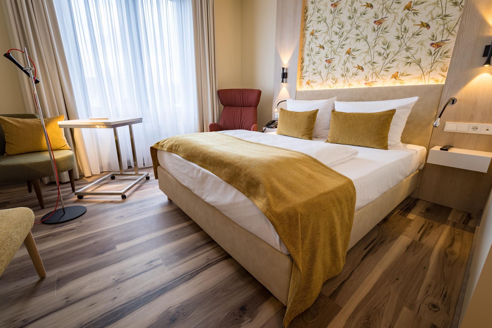 First Inn Hotel צוויקאו מראה חיצוני תמונה